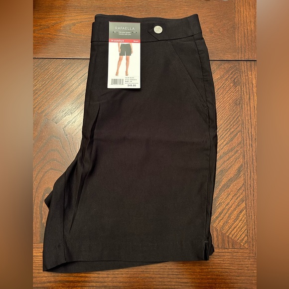 Rafaella Pants - Rafaela black shorts size 14 🆕